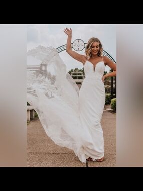 Essence Of Australia D3339 Nwt Size 16